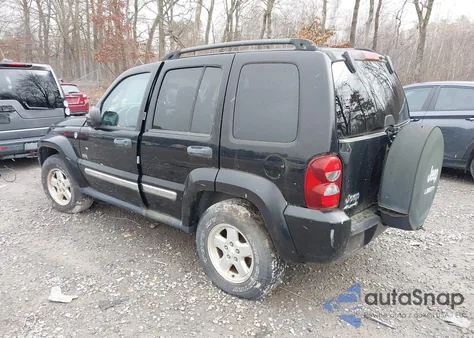 2006 Jeep Liberty Sport z USA, uszkodzony, nr VIN 1J4GL48K56W267332